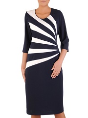 Jak stworzyć elegancką stylizację dla dojrzałej kobiety plus size?