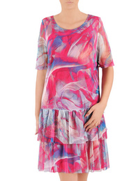 Zwiewna sukienka z tiulu, kreacja z modnymi falbanami 36486