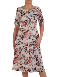 Sukienka z suwakiem na dekolcie, modna kreacja w kwiaty 20121.