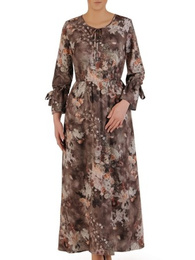 Kwiatowa sukienka w wyszczuplającym fasonie, modna kreacja maxi 24557