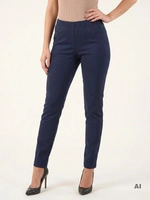 Granatowe spodnie damskie z prostymi nogawkami – uniwersalny element garderoby, idealny dla sylwetki plus size 37637