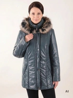 Butelkowozielona kurtka zimowa pikowana z połyskiem i odpinanym futerkiem – prosty fason modelujący sylwetkę Plus Size 38908
